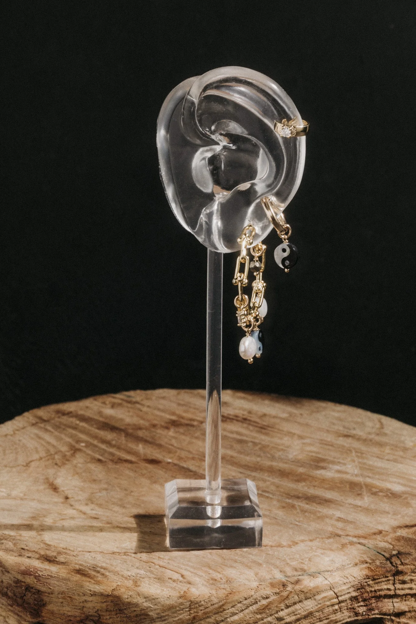 Elegant Crystal-Adorned Ear Cuff