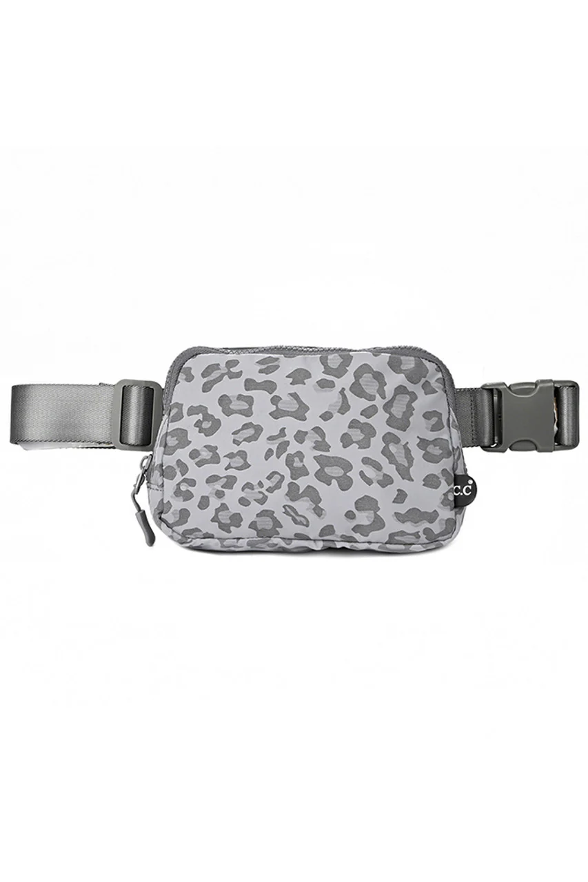 Chic Leopard-Print Belt Bag